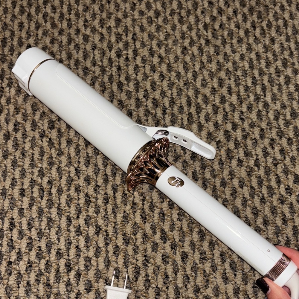 T3 Curling Iron 1.75 inch